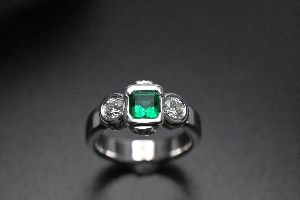 Muzo Emerald Art Deco Ring