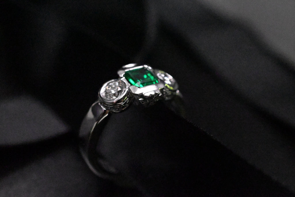 Muzo Emerald Art Deco Ring