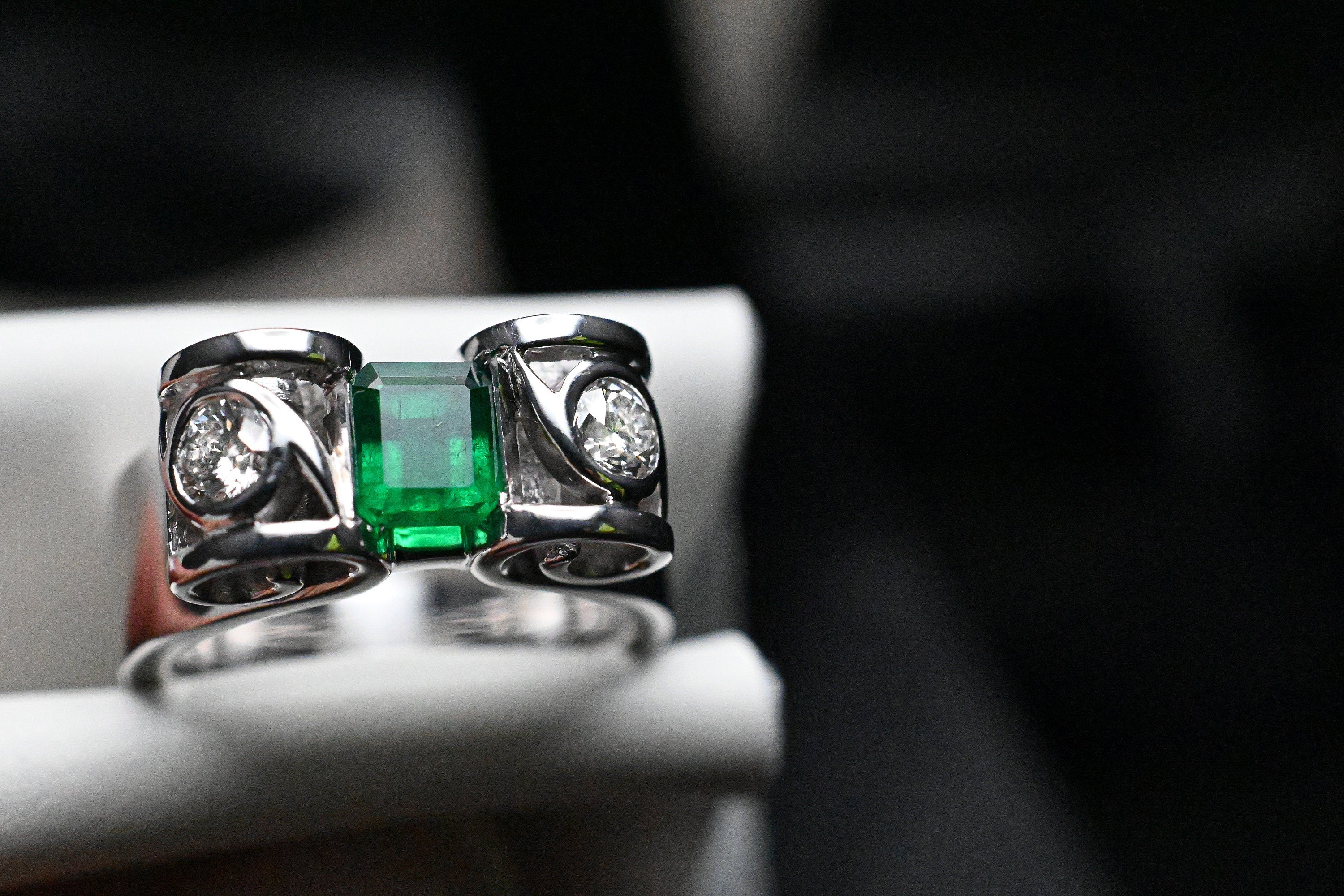 Muzo Emerald Column Ring