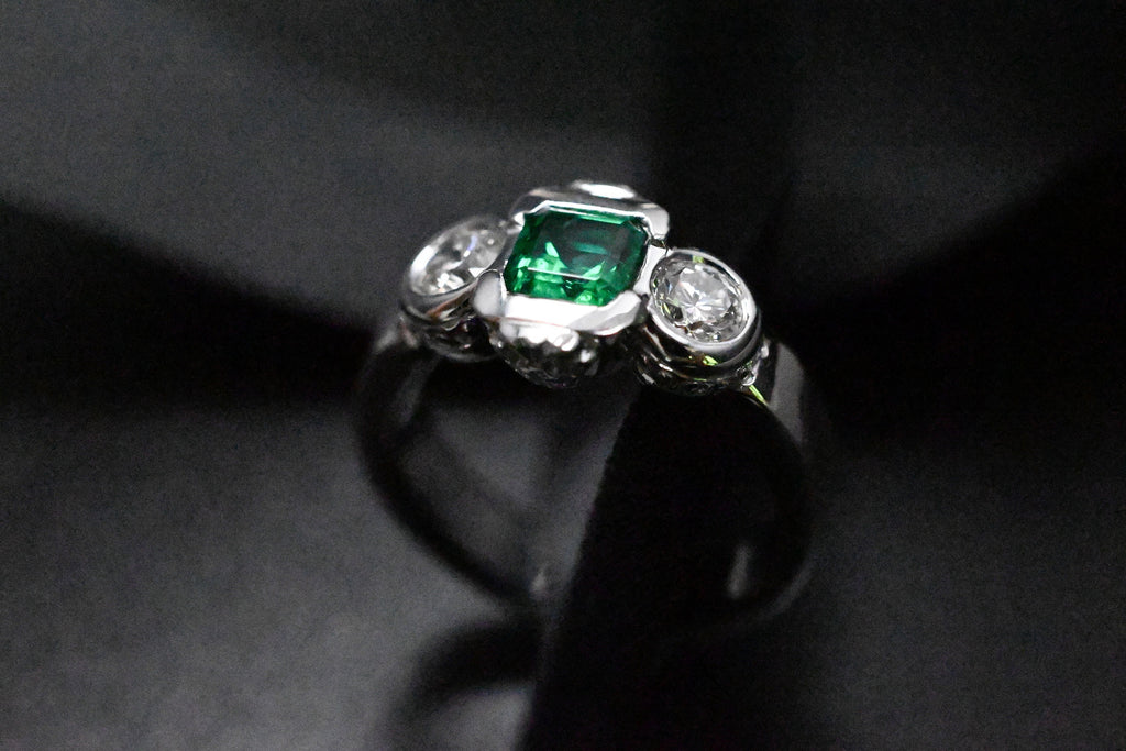 Muzo Emerald Art Deco Ring