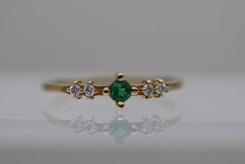 Emerald Sprinkle Ring