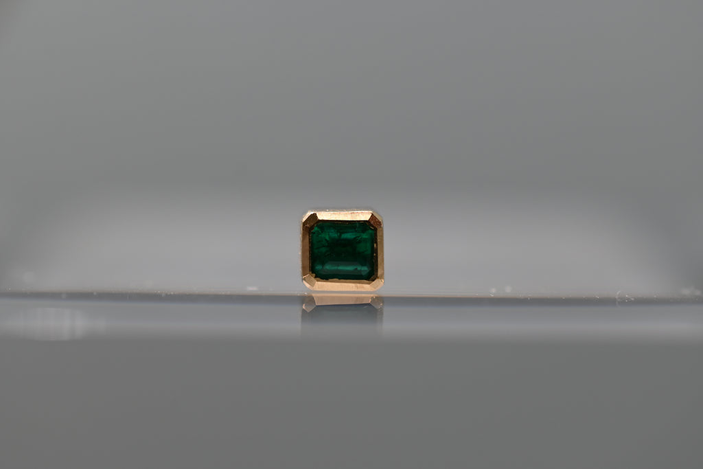 Square Emerald Piercing