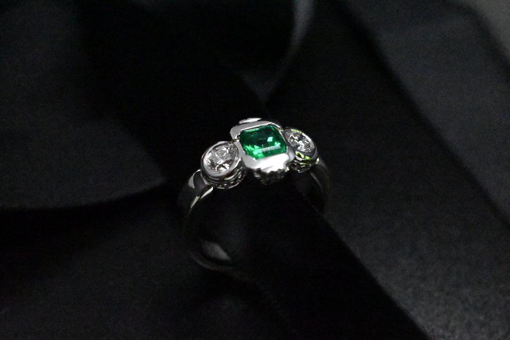 Muzo Emerald Art Deco Ring